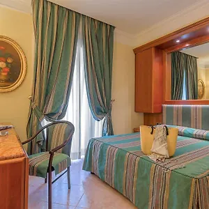 **** Hotel Raeli Luce Italia